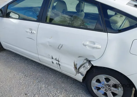 2005 Toyota Prius z USA, uszkodzony, nr VIN JTDKB20U753077892